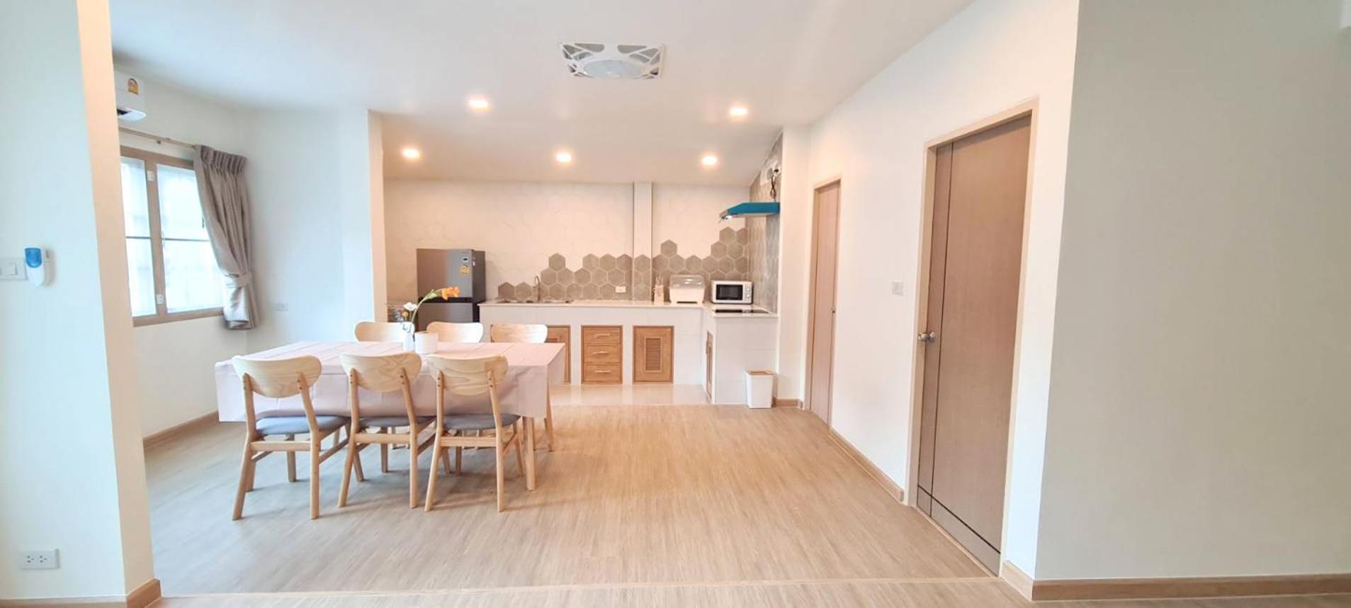 48 House * Patong